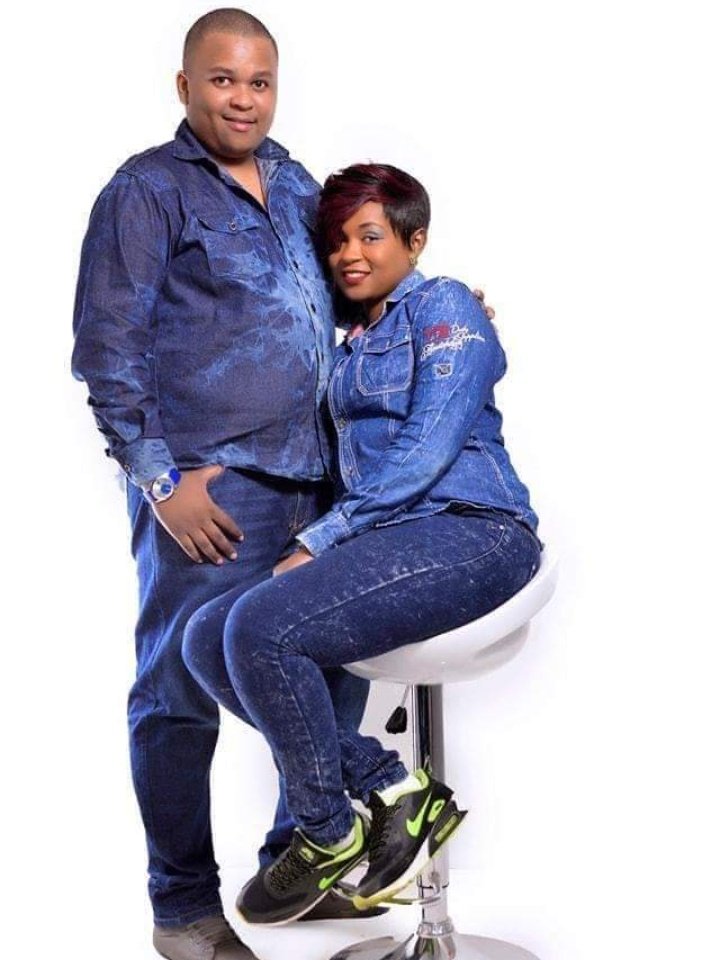 Goddie_Ke's tweet photo. He's called DJ Brownskin...

Recorded his wife taking poison. He prodded and encouraged an already tipsy woman to take poison, latter calling the housegirl to give her milk while still recording the whole thing.

At some point, one of their two children appears in the video.. https://t.co/9bpMViCRF2