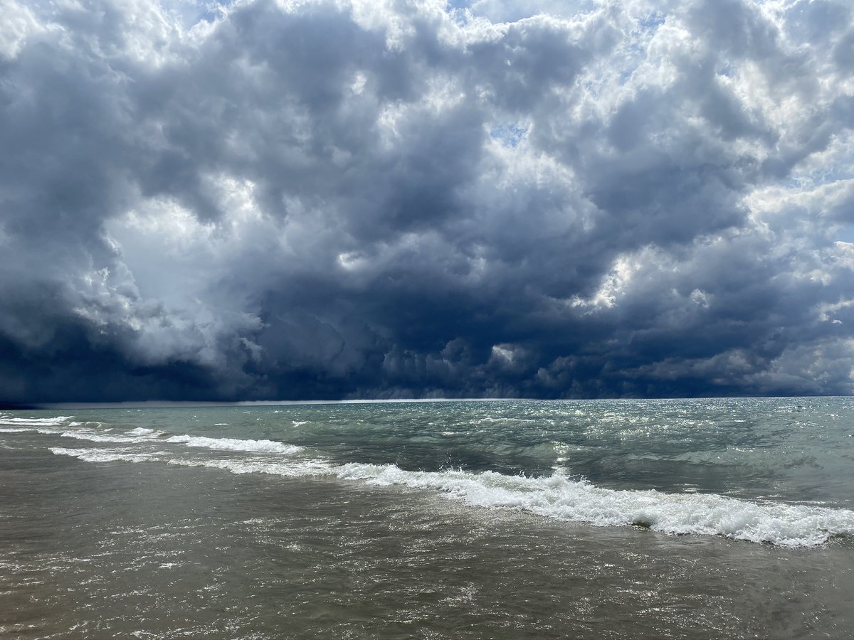 August 28, 2020. A huge storm rolled in over Lake Michigan, and we watched it with excitement. So beautiful and turbulent! 

When we returned home after the storm passed, we learned that Chadwick Boseman had passed away. The news made us so sad. https://t.co/H4ReF8zwAC https://t.co/w1KxhpOAxn