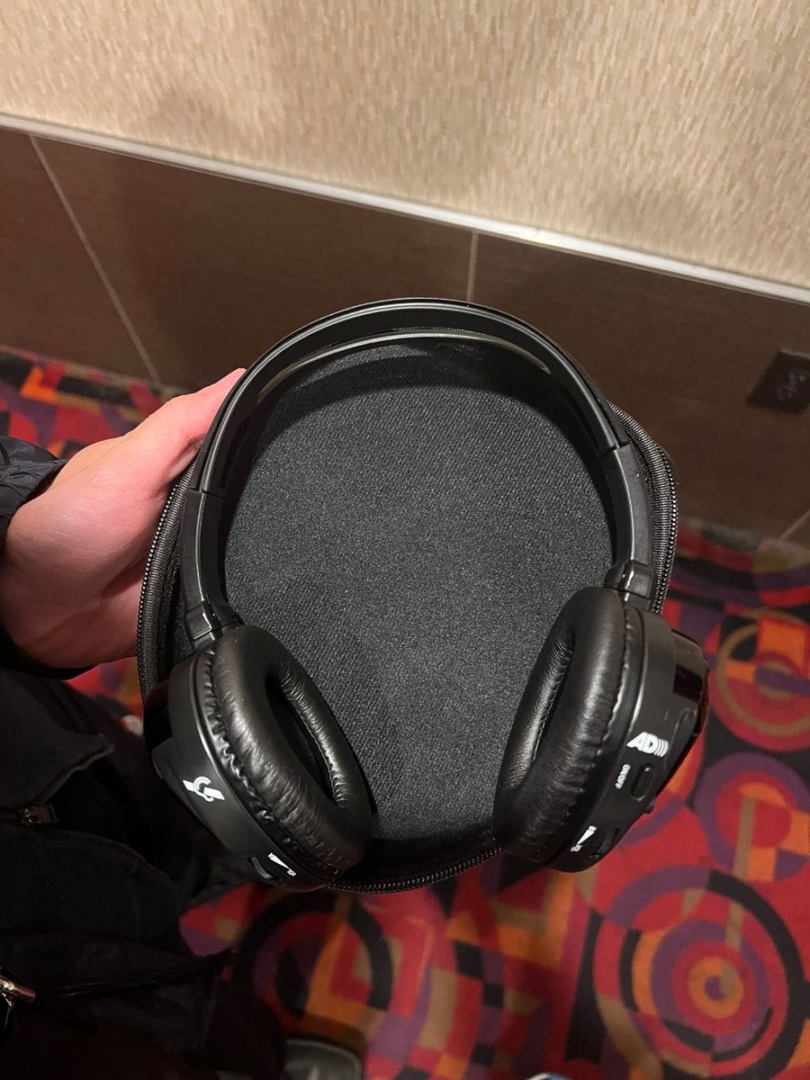 iMac パワースピーカー ヘッドフォン コピー