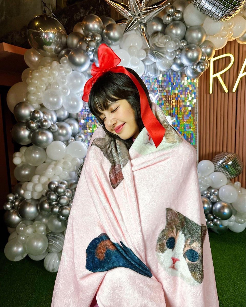 🐾 i will always give mom a comfort 🐾