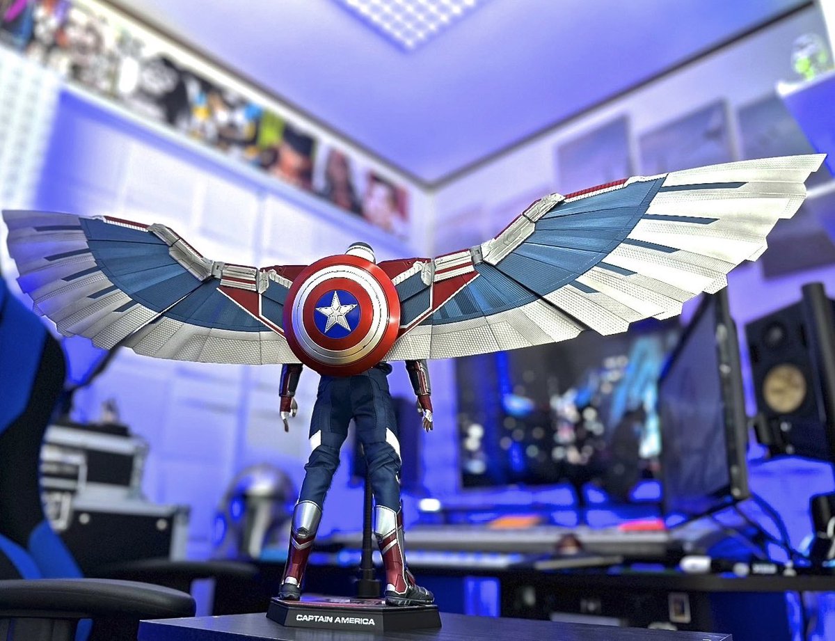 Hottoys 1/6 scale
Captain America

#Hottoys #ホットトイズ
#CaptainAmerica #キャプテンアメリカ
#FalconAndWintersoldier #ファルコン