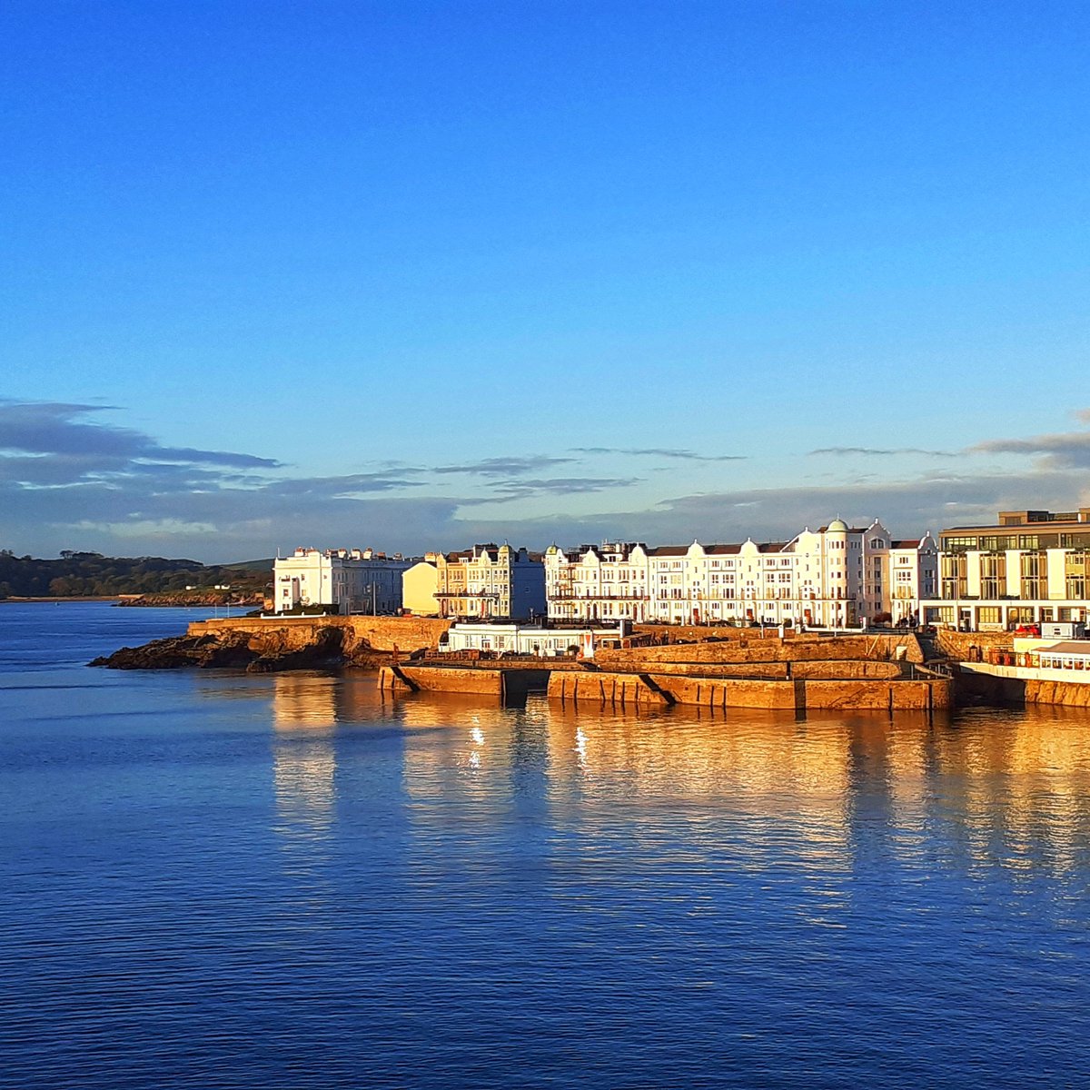 We love living in this beautiful city 😍

TimeOut recently published its list of 14 most underrated travel destinations around the world. Plymouth was ranked no.7 in the world, and no.1 in the UK. 

Read our list of things that make Plymouth outstanding: sites.marjon.ac.uk/pmublog/2023/0…