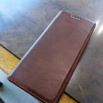 娘が就職の為新幹線で旅立った。いろいろと感慨深く思っていたら、目の前に「娘のスマホ」を発見してしまった。