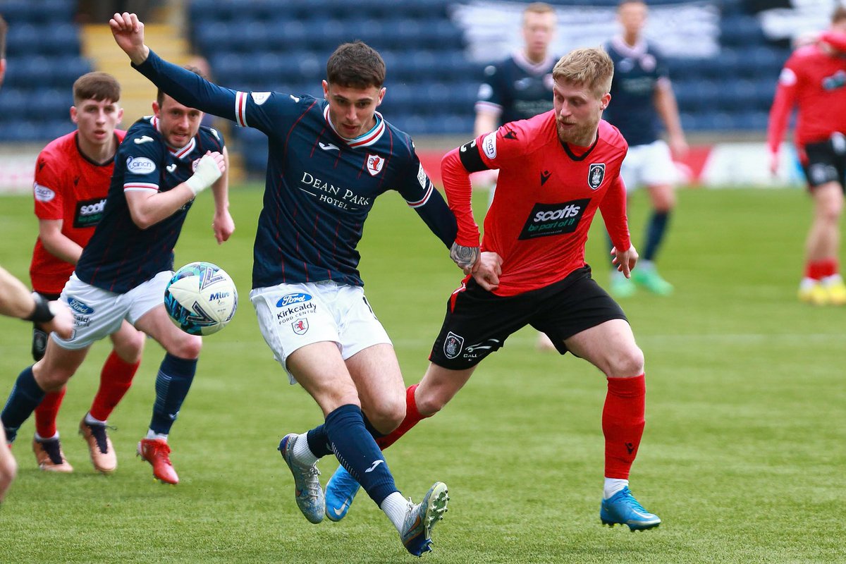 nmurrayphotos's tweet photo. @RaithRovers 2 - 0 @queensparkfc https://t.co/9OITURKIJz