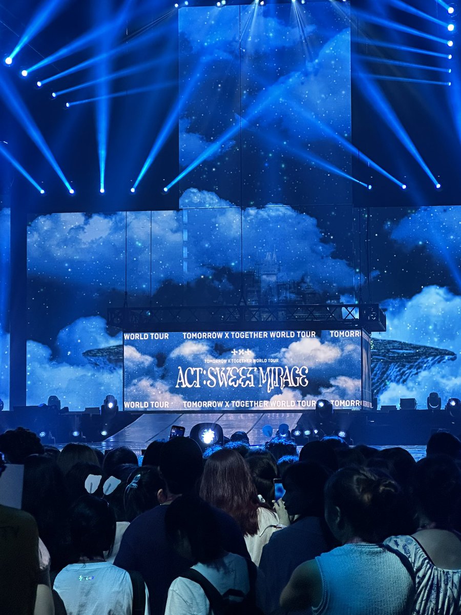 tyunchlo's tweet photo. had most fun yesterday ♡ thankyou tubatu 
#TXT_ASM_TOUR #TXT_ASM_Singapore #TXTinSingapore #ACT_SWEET_MIRAGE https://t.co/Wo42kG1DBk