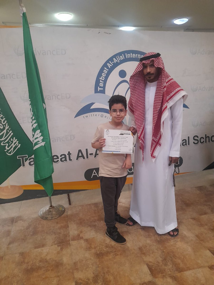 alajialedu's tweet photo. Honoring week stars during the school assembly. https://t.co/gjDooNQz3m