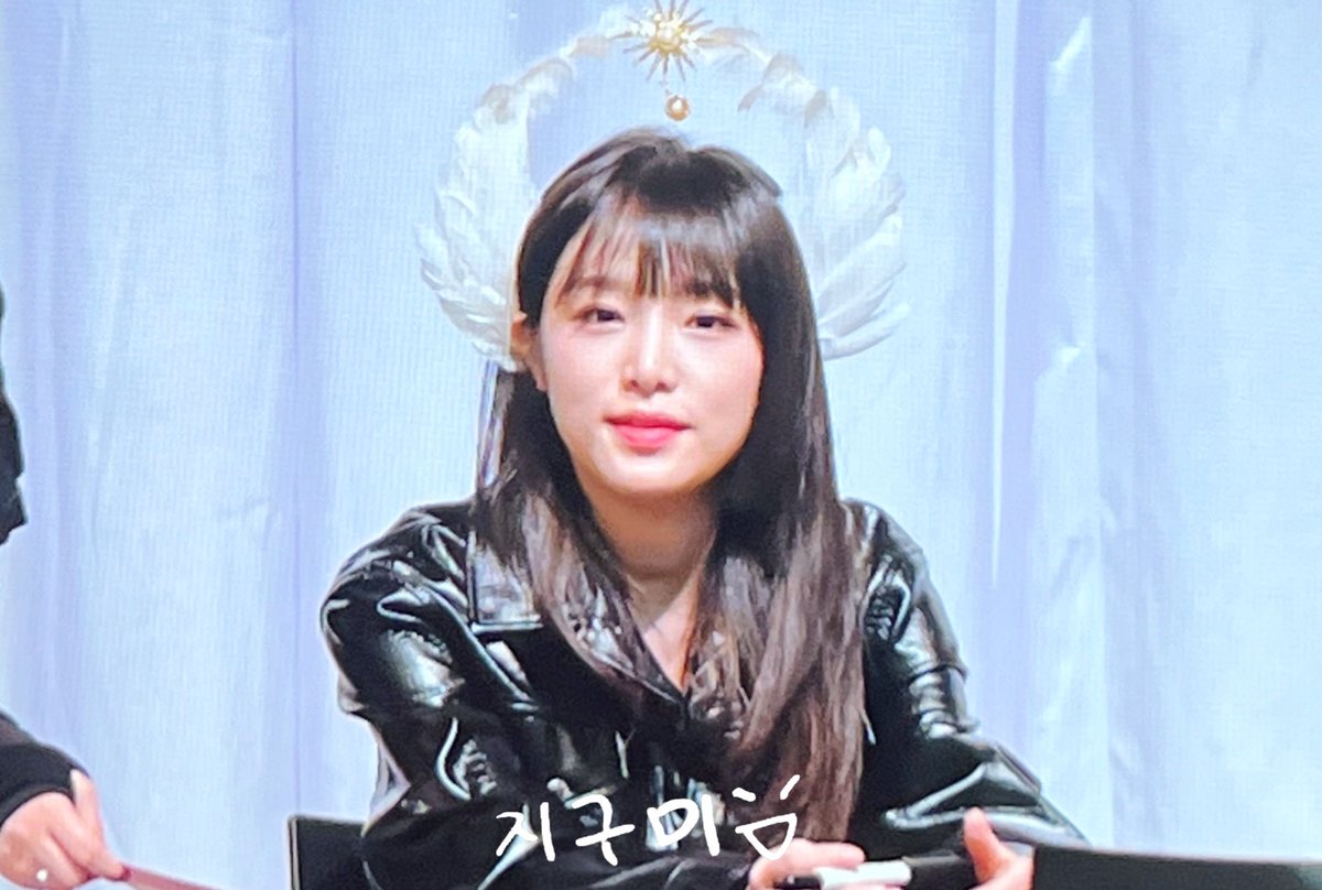 duckstar_0929's tweet photo. 230402 팬사인회 프리뷰

🖤🖤🖤

#최예나 #예나  #ChoiYeNa #YENA 
#イェナ https://t.co/eNv47YYfyt