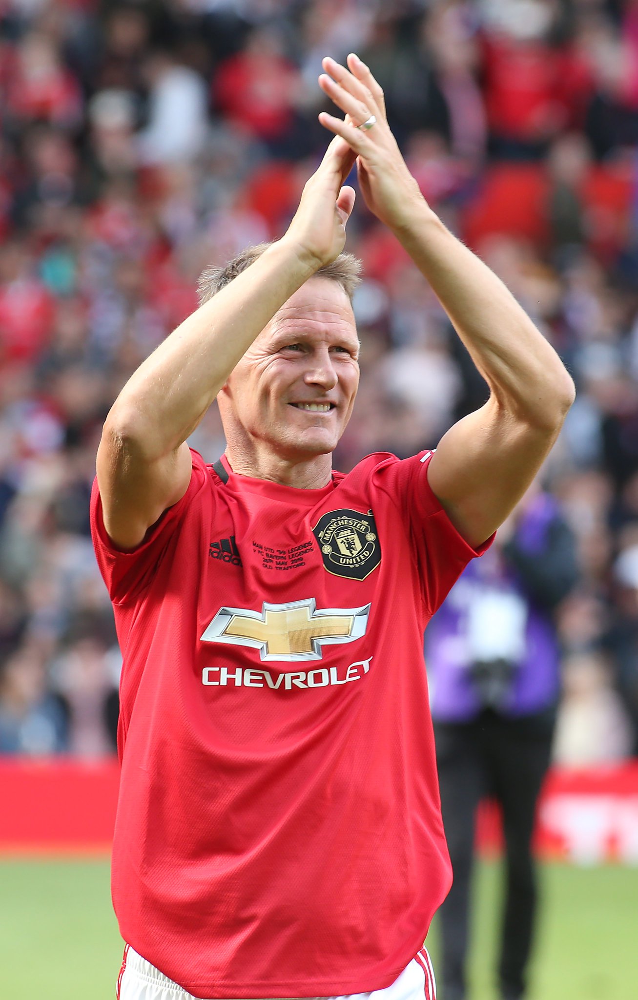 Happy birthday, Teddy Sheringham  Many happy returns to the Treble-winner 