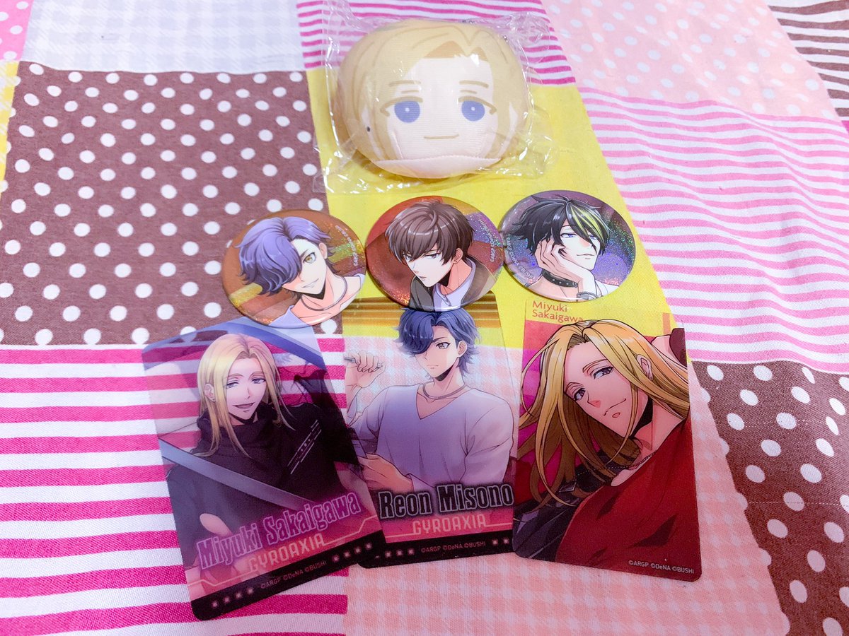 gyronselia's tweet photo. i got these argo merch at coscarnival yesterday. thank you so much for the merch and freebie @gamershighshop ☺️✨🩵 https://t.co/pBw9KC2Xdp