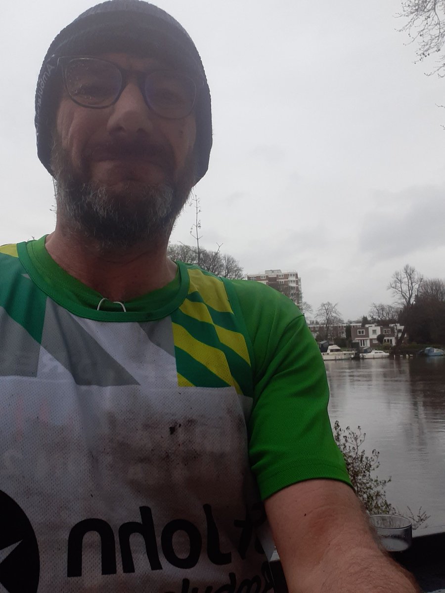 An eventful and very wet muddy last long run (36k) before the London Marathon in 3 weeks time. I fell over twice and collided with a goose! Thankfully the goose was ok🦆 <a href="/stjohnambulance/">St John Ambulance England</a> #sjafundraising

2023tcslondonmarathon.enthuse.com/pf/andy-boyd  #sja