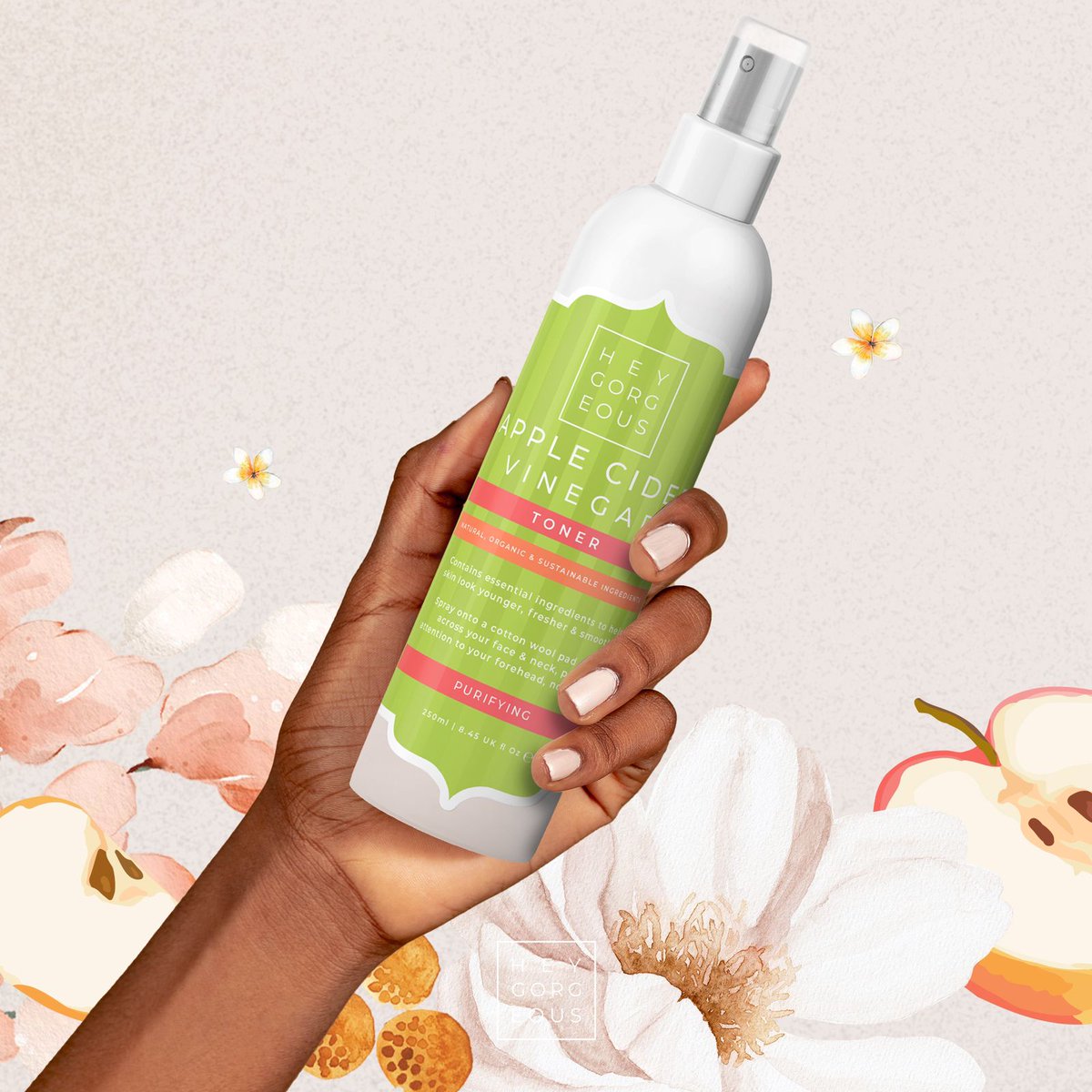 Our Apple Cider Vinegar Toner helps to reduce the appearance of pores, blackheads and fine lines, as well as support smoother and brighter skin.
It works to remove dead skin on the surface to help improve the overall appearance of skin texture and brightness. Shop securely online