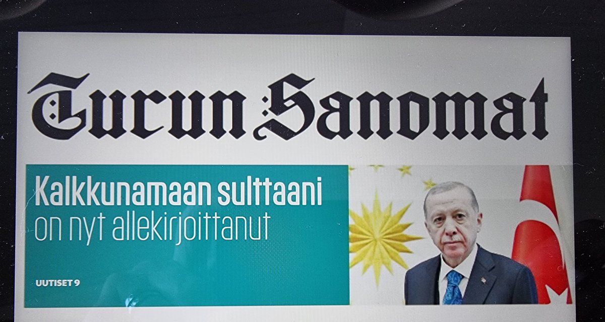 Harvinaisen noloa ja myötähäpeää aiheuttavaa otsikointia <a href="/turunsanomat/">Turun Sanomat</a> 
Kannustan laatujournalismiin, jossa ei kirjoiteta alentavasti ja halveksuvasti mistään maasta tai asiasta. #natoratifiointi