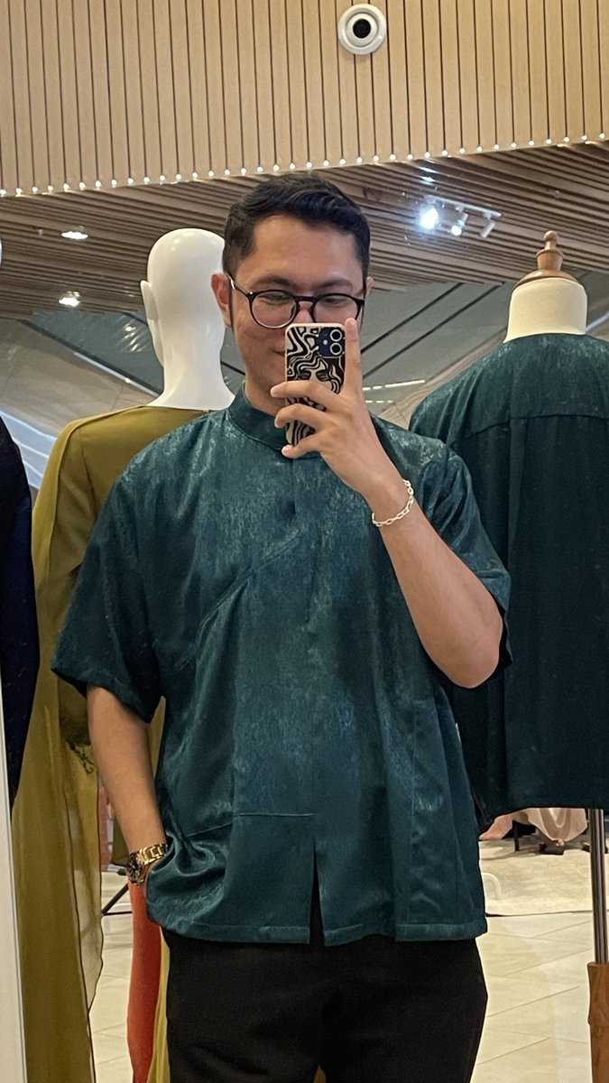 Adabaz06's tweet photo. Agam Kurta Shirt In Emerald Green 🧚🏻‍♂️

https://t.co/nP8GXRrMW1 https://t.co/7oK4lTmF7V