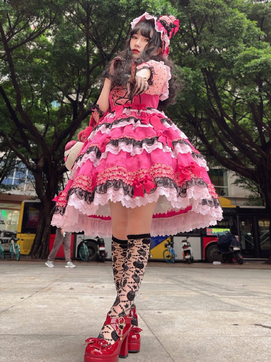 Miumimiko's tweet photo. 在逃火龙果？ https://t.co/ywwssQoUq1