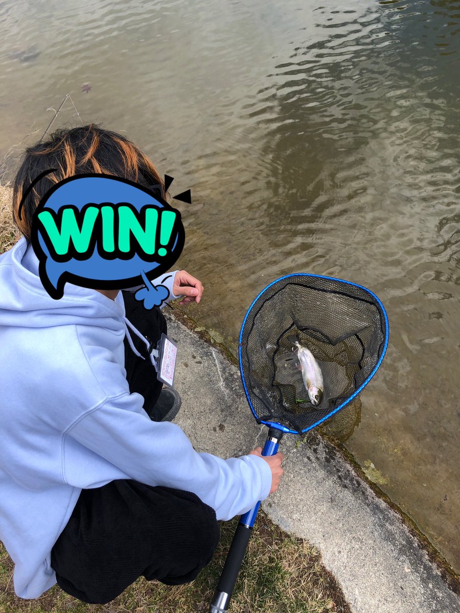 yuu_glitter_14's tweet photo. エリアトラウト引率釣行🎣
コータ初トラウトおめでとう㊗️
これからトラウトの沼に浸かってくれ笑笑✨✨✨
次回はホームグラウンドの「ビックファイト松本」さんで洗礼受けようね〜🤩笑笑
#エリアトラウト
#北海道
#10pound https://t.co/kNWkAJU9Rp