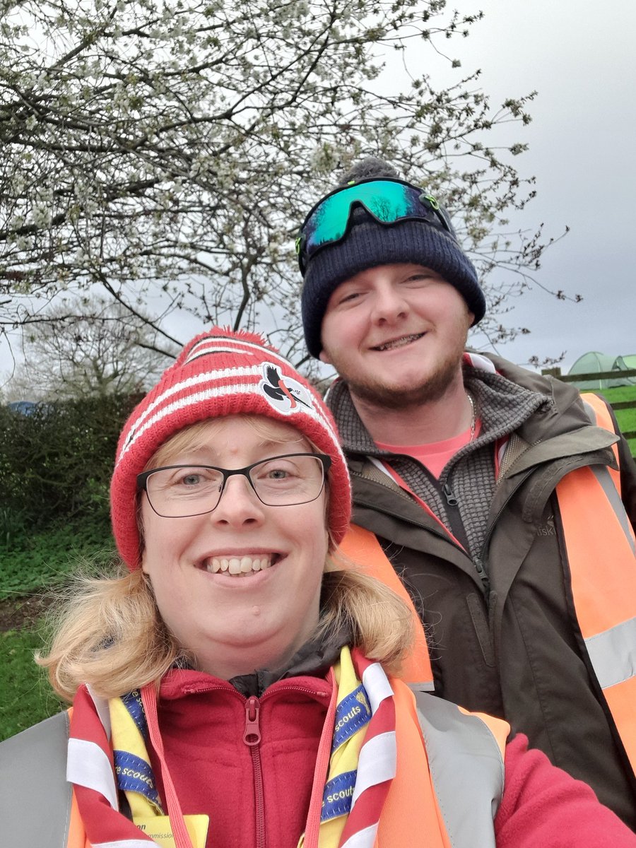 RuthClemson's tweet image. Hikers are starting to leave base camp and we&apos;re on road crossing duty #cheshirehike @CheshireHike @Finna_Scouting