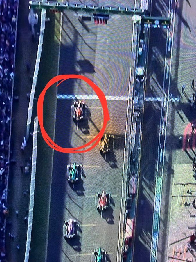 Phonzy19_fan's tweet photo. @MercedesAMGPTF1 From some different angles. Lights are red, wheels on the line. I have no idea if that's okay or not. https://t.co/KE763g1HTZ