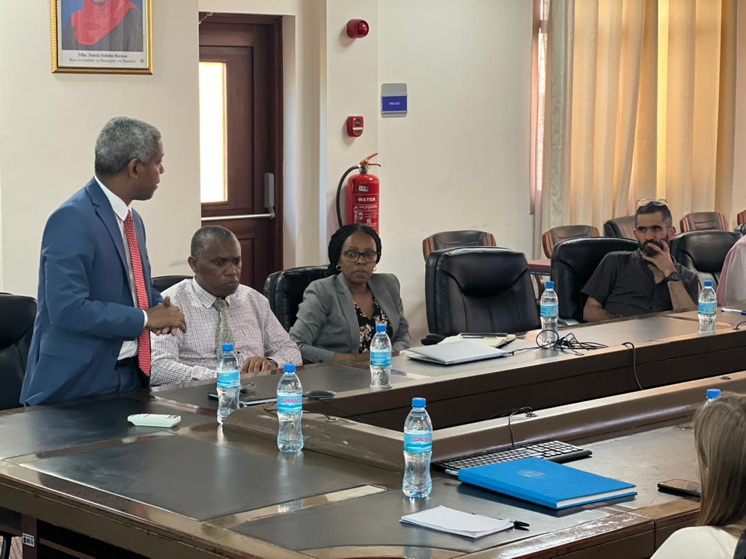 NIMR_Tanzania's tweet photo. The @UNITE4TB network from Europe visited NIMR Headquarters in Dar es Salaam🇹🇿
The team informed the NIMR DG and Management on the 7-year (2021-2028) plan to address one of the main unmet needs in the #TB field: better-tolerated drug regimens of shorter duration @wizara_afyatz https://t.co/rDBCe6AWZ9