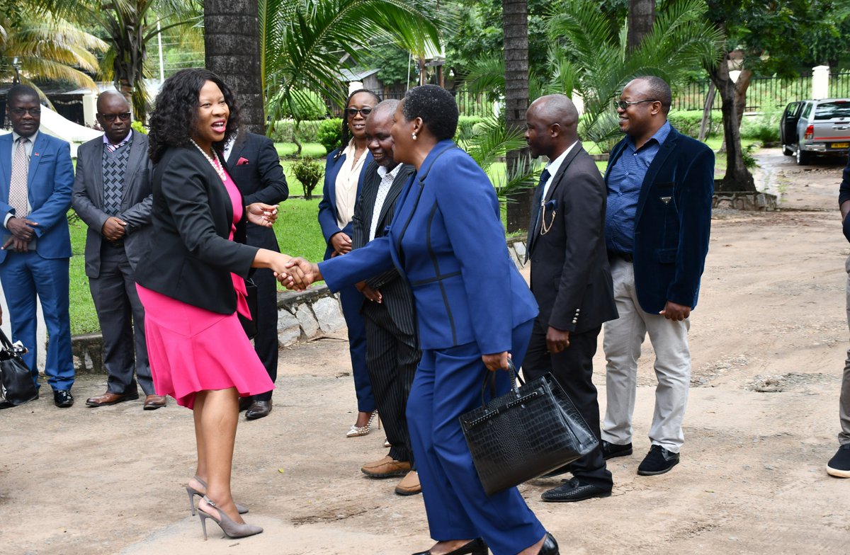 EqualsMalawi's tweet photo. The Ministry of Education is meeting the Parliamentary Committee on Education, Science and Technology in Salima. Among others, the meeting is to keep the members abreast of what the ministry does through its 17 directorates and the projects it is implementing including the Equity https://t.co/MFhW7Gt9fB