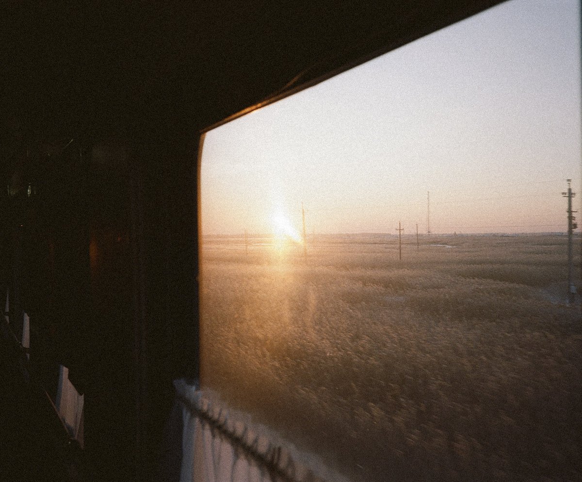 mildabooks's tweet photo. We finally see that the sun is rising in the polar region! ❄️🌞

https://t.co/BjYyOeyfM1

4 days left to support - 
https://t.co/El0mNAi5Et

#book #kickstarter #fundraising https://t.co/eii5qmNNFF