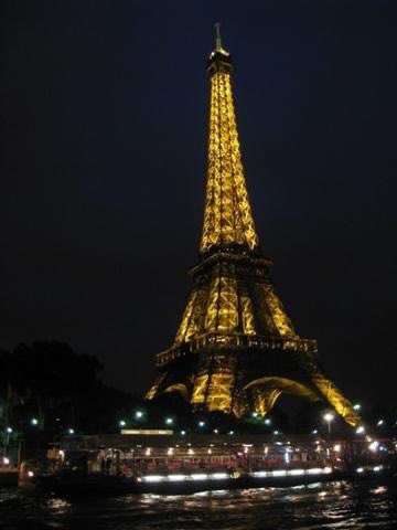 Xz1005L's tweet image. ช่วยปาจ้ะ ปารีสของฉัน คุณตำหนวดจะมาจับอ๋อคะ 🥹

อยากจะเมนชั่นคุณคนนั้นก็มาบล็อกกัน😌

Eiffel@2010

#Paris
#eiffeltower 
#EiffelatNight