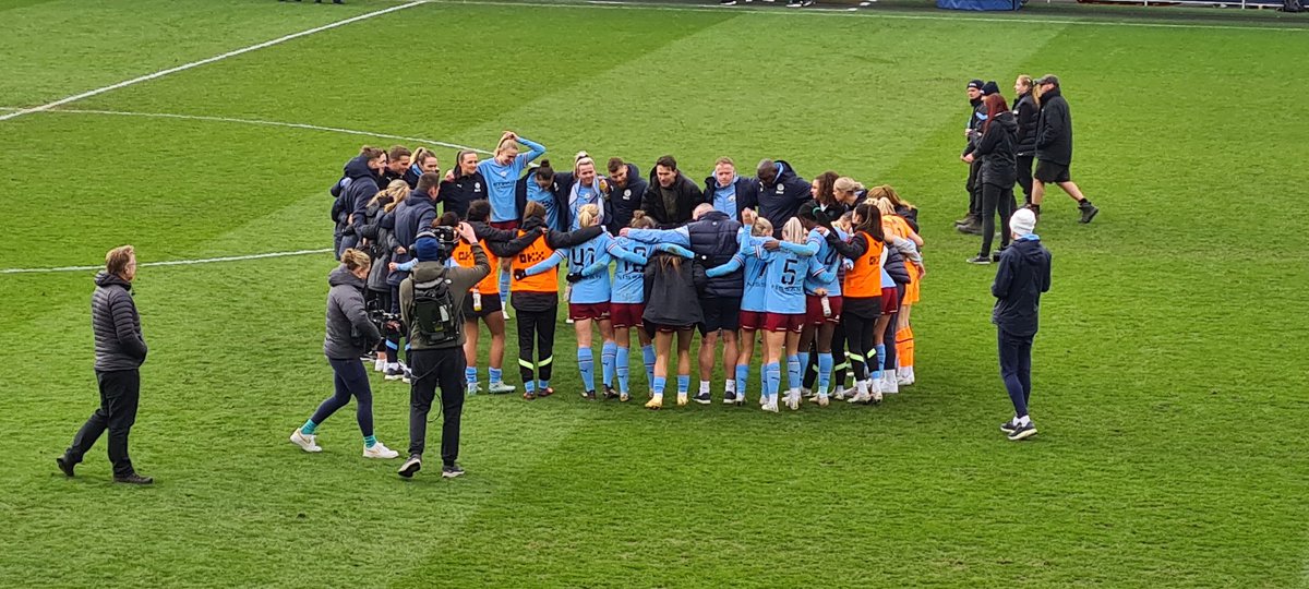 Blandie1's tweet photo. GOOD LUCK &amp; GO SMASH IT @ManCityWomen x 😢 Im at home with ticket in hand &amp; gutted I can't make the match. 
The amazing @MCWFC_OSC crew &amp; many more #City fans are their with you, as your #12Player x #CmonCity https://t.co/YzXL0ICGeY