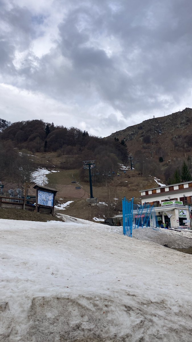 GMS_Ski Trip 2023 tweet media