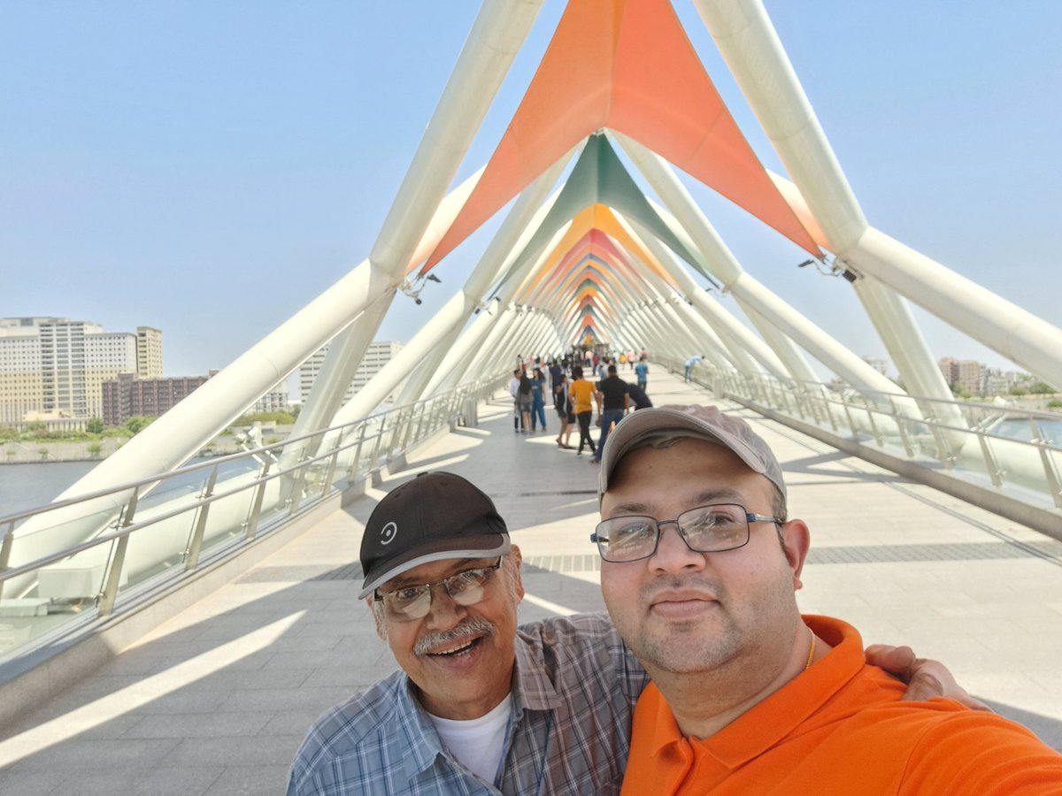 KarnikLab_SCCLU (@karniklab_scclu) on Twitter photo Sun's shining, breeze's blowing, sky's blue, not a cloud in sight... it's hot but it's cool too... move over Millenium Bridge, we've got a new favourite #AtalBridge Sun's shining, breeze's blowing, sky's blue, not a cloud in sight... it's hot but it's cool too... move over Millenium Bridge, we've got a new favourite #AtalBridge