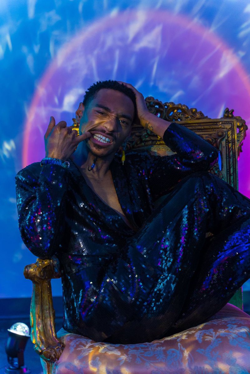 durandbernarr's tweet photo. You’re introducing someone to #DurandBernarr music.

What 3 songs you starting with?
What order? Why those songs? https://t.co/6ifSHfRWbA
