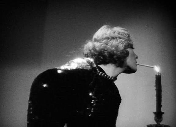 timidfaerie's tweet photo. marlene dietrich in dishonored dir. josef von sternberg, 1931 https://t.co/z3rQvNkfJA