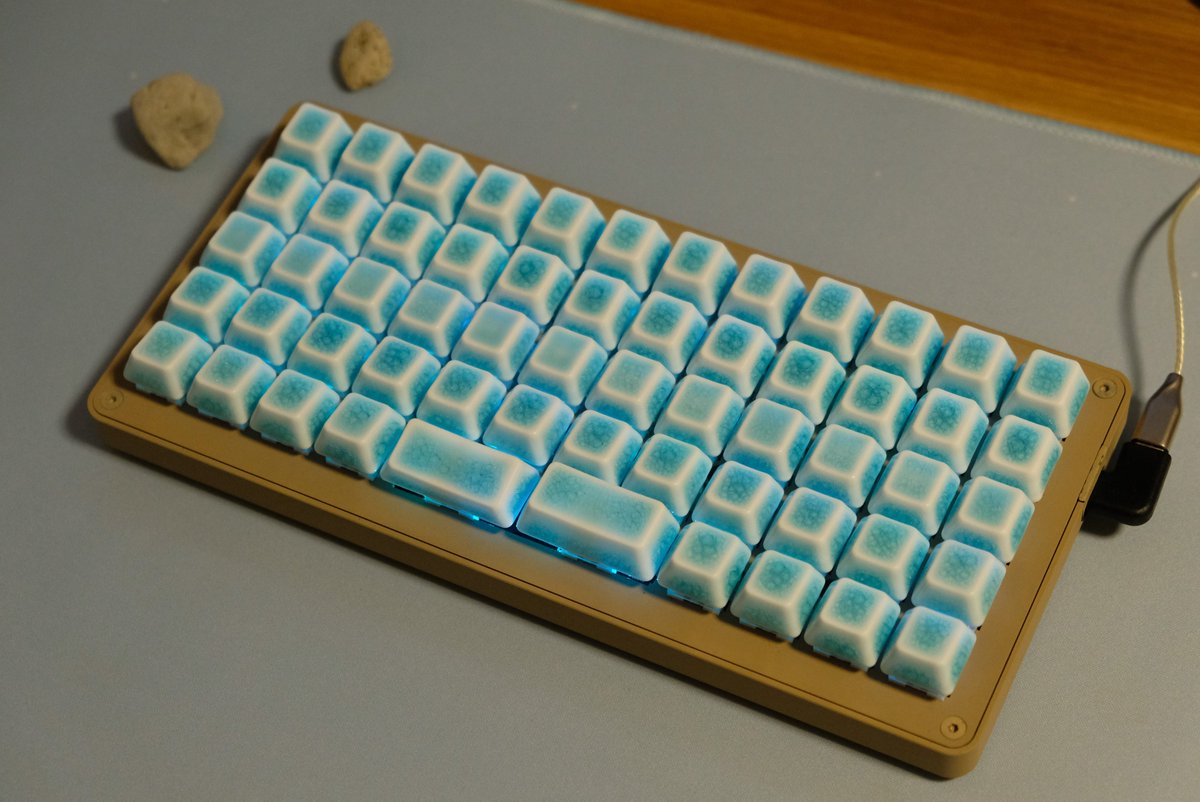 渚の約束 Keyboard: Gizmo Engineering #GK6 Switch: Kailh Box Silent