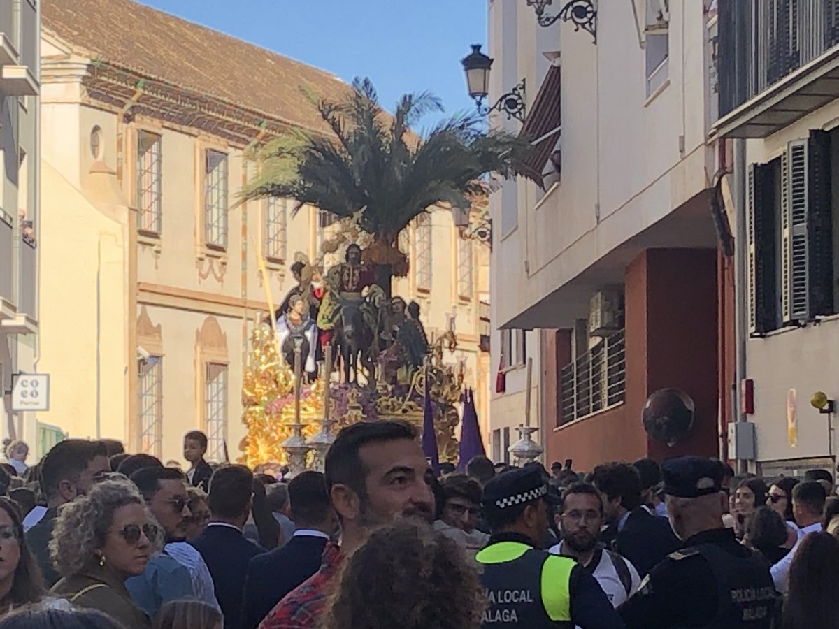 MarFerCrespo's tweet photo. Arrancamos nuestra #SemanaSanta2023 #Malaga más bonita no la hay https://t.co/IaKBhGeNgk