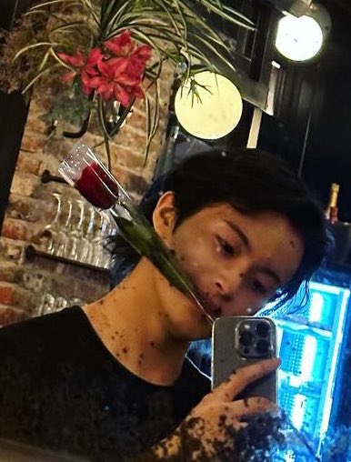 สิ้นแน้ว หนุ่มเขาคาบดอกกุหลาบ ㅠㅠ ใจเราไม่เป็นของเรา สมฉายาโรแมนติกบอยจริงๆเลย