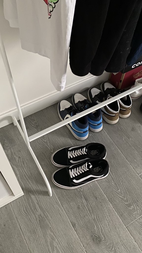 r8q1_'s tweet photo. https://t.co/AEVf1XsL9Y