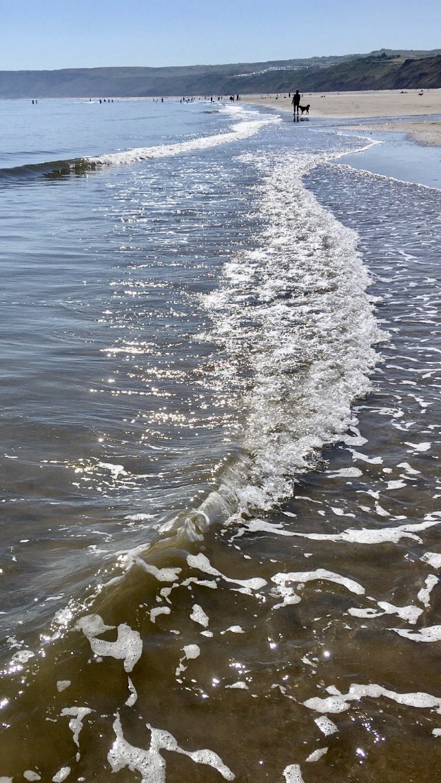 FloralRainbowAW's tweet photo. βMy bounty is as boundless as the sea,
My love as deep; the more I give to thee,
The more I have, for both are infinite.β #RomeoAndJuliet #ShakespeareSunday
The North Sea at #HunmanbyGap & #Flamborough https://t.co/fcQ5Q0amwH