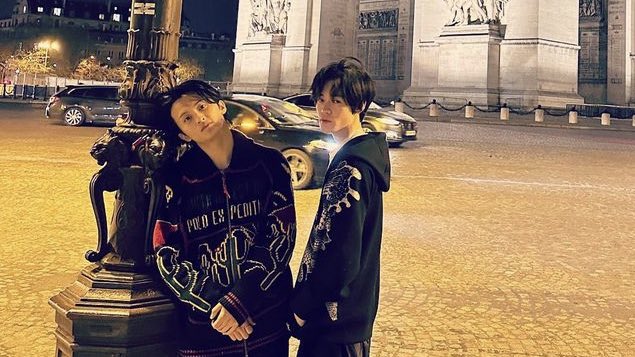joyfulmarkly's tweet photo. city of love, they said https://t.co/Ogmq4VXgZi