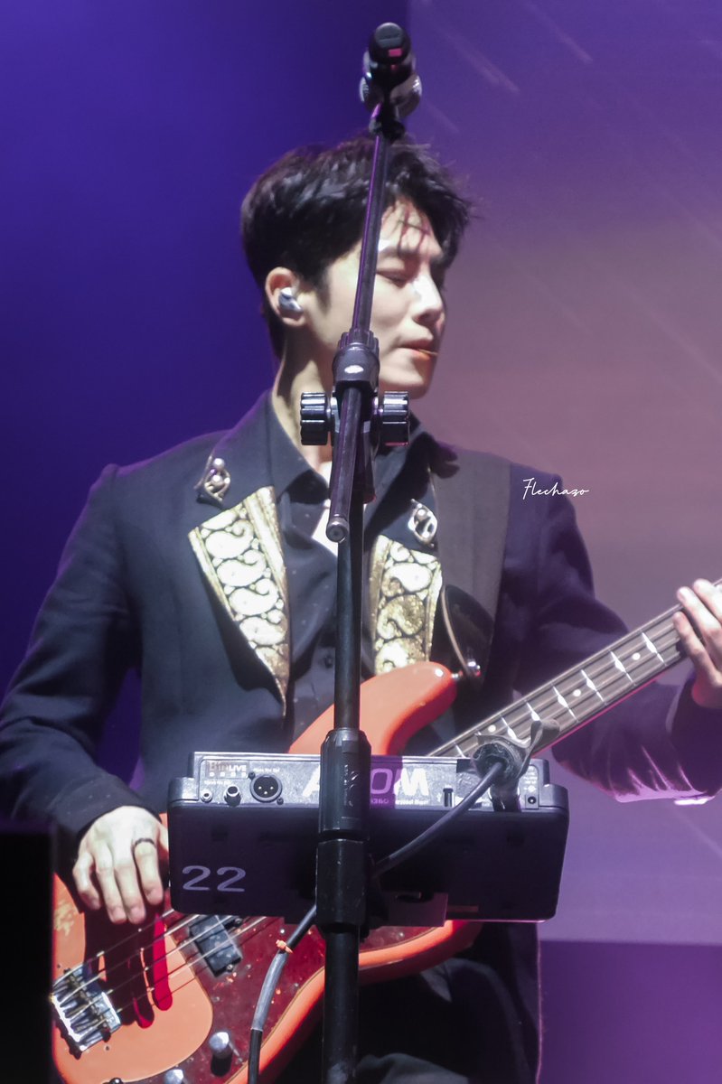 안녕 잘지냈니? 
#더로즈 #재형 #이재형 #TheRose