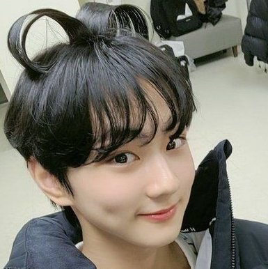 chizzkeyt's tweet image. THE CORRECT ANSWER!!!! 
— thread &apos;coz jungwon is androgynous &amp;amp; ethereal.