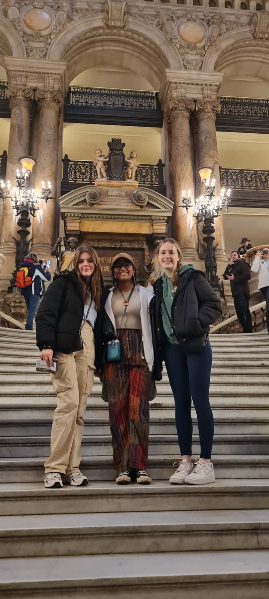 WKGS_Theatre's tweet image. The Palais Garnier is very beautiful 😍  #palaisgarnier #Paris #dramatrip @WestKirbyGS @WKGS_Theatre