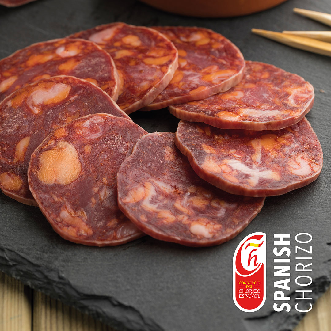 Spanish_Chorizo's tweet photo. El sello #SpanishChorizo significa que el #Chorizo es único por su aspecto, textura, olor y sabor, así como por su impecable presentación.
#SpanishChorizo #UniqueChorizo #SpanishChorizoseal #SpanishProduct #PorkSector #SpanishProduct #SpanishFood #MeatSector https://t.co/Fl3kwAKNvv