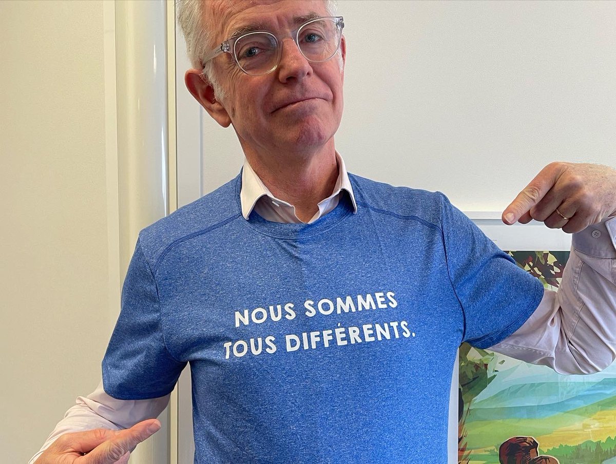 Ce dimanche 2 avril, on se mobilise pour affirmer notre soutien aux personnes autistes : c’est la Journée mondiale de sensibilisation à l’autisme !
Merci et bravo @Eglantine_EMEYE !
#associationunpasverslavie
#tousenbleu
#autisme