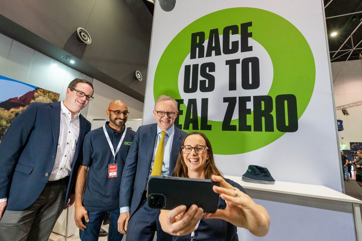 FortescueGlobal's tweet photo. FortescueFuture: RT @FortescueNews: We’re showcasing the future of #GreenEnergy and #decarbonisation at #RTSPerth this weekend. 🚀

Today, Australian Prime Minister @AlboMP swung past to check out how we’re going to eliminate #FossilFuel’s from our op… https://t.co/qRTqOKZhEn