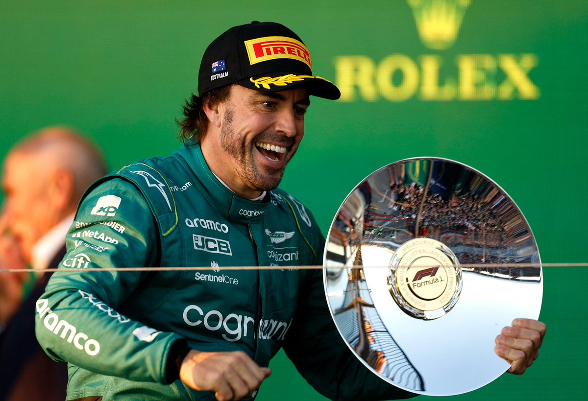 FanaticsFerrari's tweet photo. Amidst all of the pain of this season, it’s been nice to see this man fighting at the front again.

Always in the hearts of every tifoso ❤️ https://t.co/GGvXkVlp6O