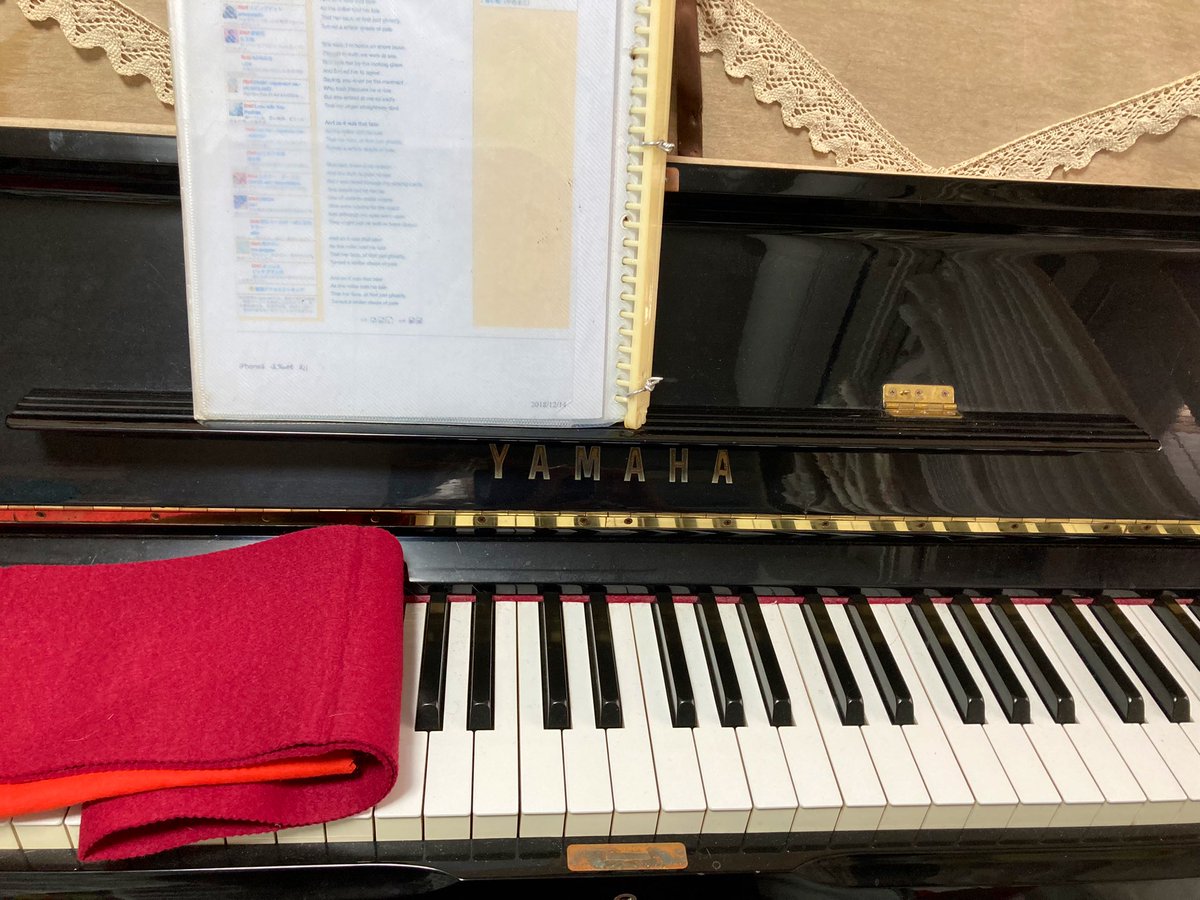 kaz6thlife's tweet photo. 【evening #piano #selfLesson&#life】
"△ ,,, △"🌸
"(〜≡>o<≡〜)"💧
"m"🎙 "m"
🎹🎹🎹🎹🎹🎹😅🎹
最近、疲れ易いけど‥💭とにかく‥ https://t.co/UGtRRtyroI
