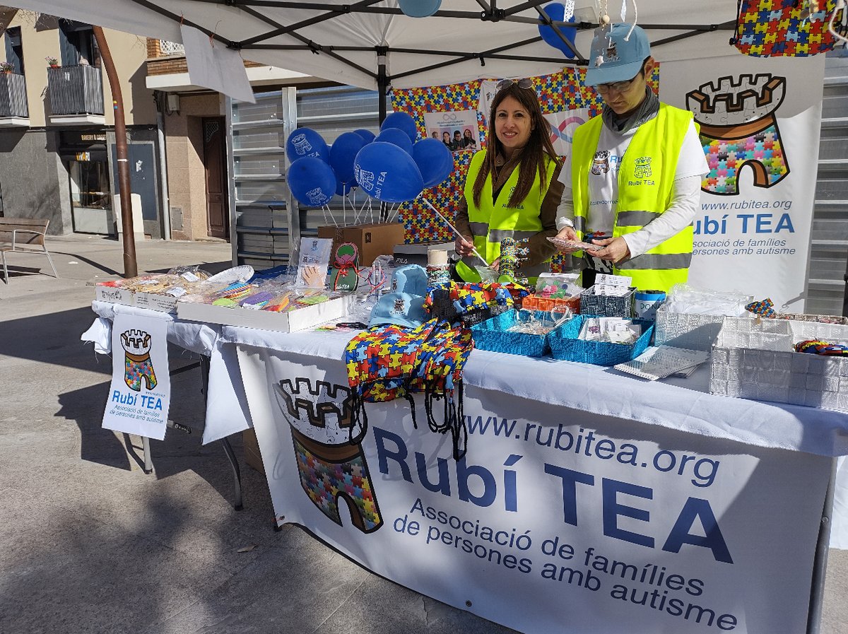 🔵 #AraMateixARubí: <a href="/tea_rubi/">RubíTEA</a> té una parada muntada a la plaça Catalunya fins a les 14 h. I és que avui és el Dia de la Conscienciació de l'Autisme, una data que també commemora l'<a href="/AjRubi/">Ajuntament de Rubí</a>. T'ho expliquem en aquesta notícia, #rubicity ⏩n9.cl/a1vsj