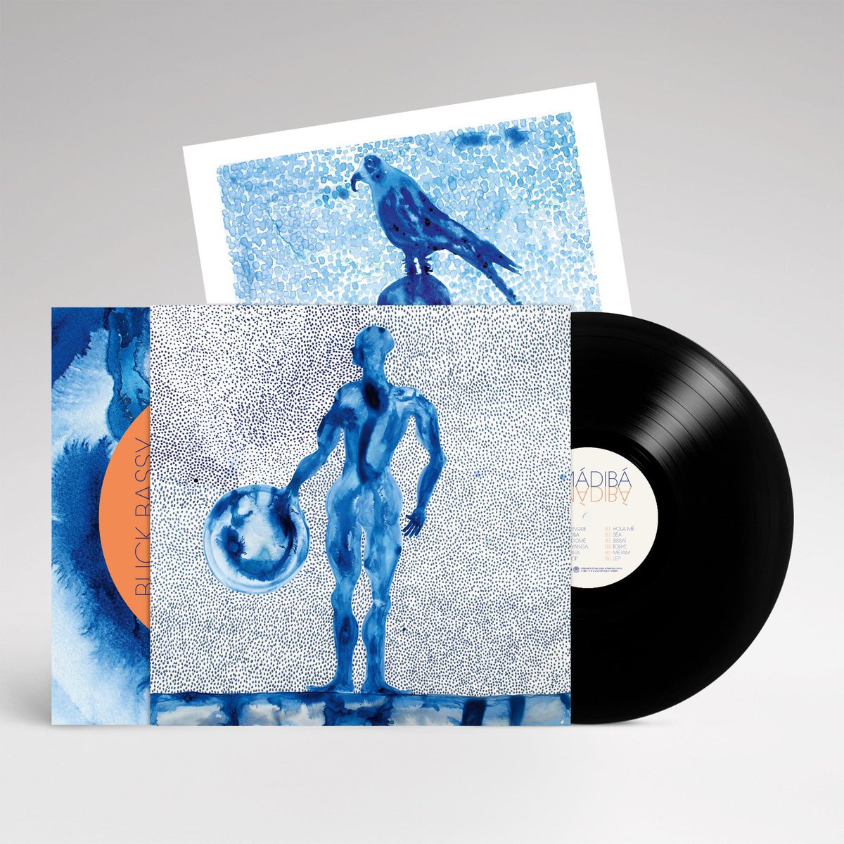 Les visuels de mon prochain album , une collaboration entre mon ami et frère Barthelemy Toguo et moi. Unir nos forces , croiser nos perspectives, bâtir ensemble.
La chaîne du vivant et l’Ubuntu le rappellent si bien : Je suis parce que tu Es 🔥