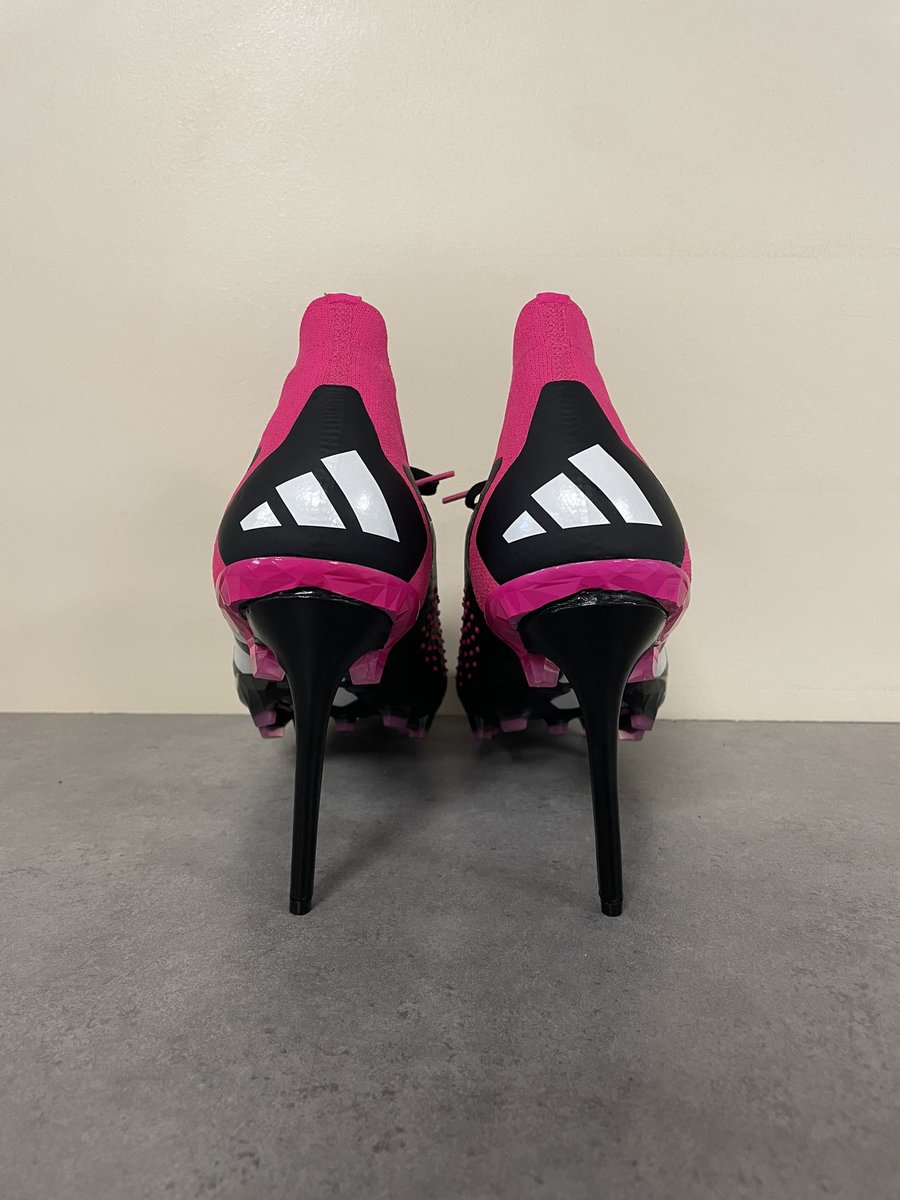 .<a href="/tootsbootsuk/">tootsboots</a> say no more 🤐

Unfortunately the company that wanted it doing, decided against it, but the outcome of this little project is too funny not to share!