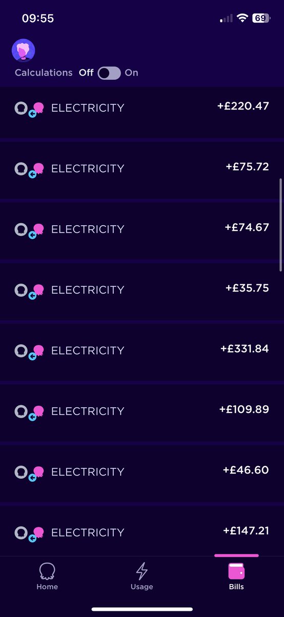 ryanreynolds98's tweet photo. @OctopusEnergy @g__j what is going on here 

You’ve charged me over £400 for electric 

You did this last month then credited it all back ? 

Can you please sort my account out because it is really messed up https://t.co/OZXRd9o5As