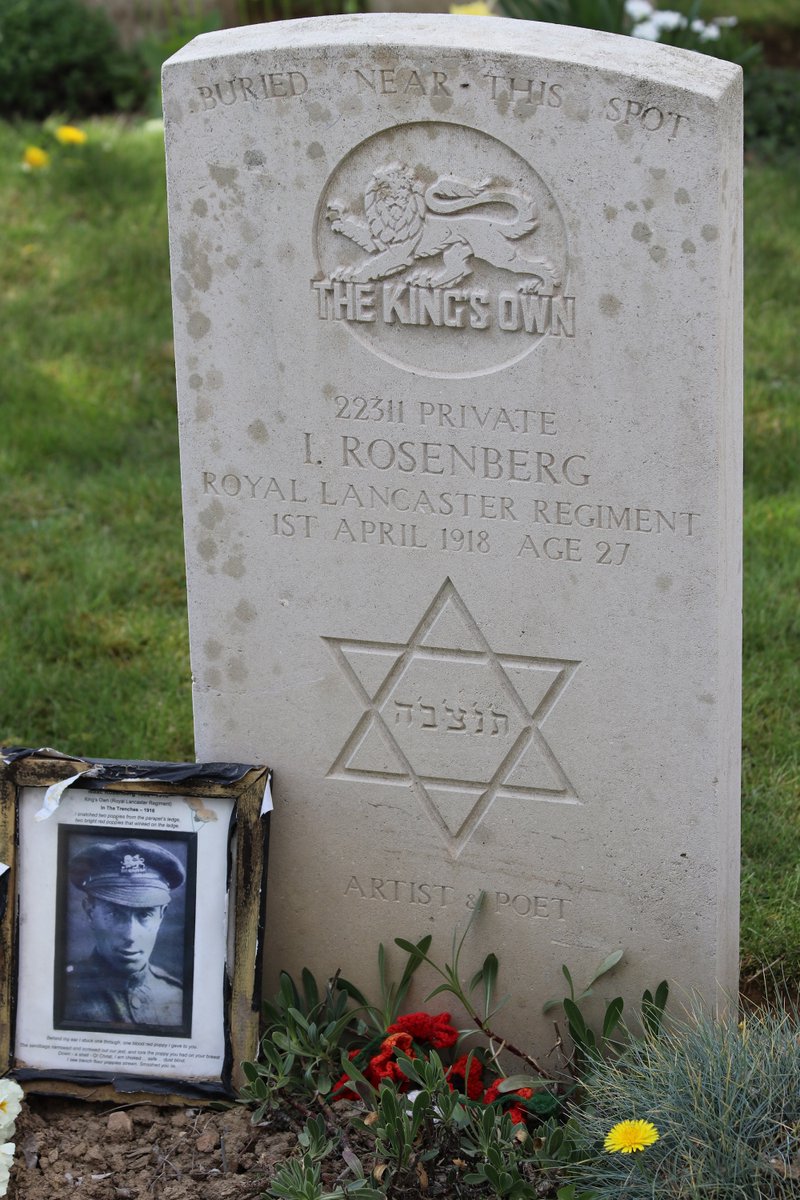 #Yesterday 1st. April in 1918, #EastEnd #Jewish #Stepney #artist & #poet #IsaacRosenberg was killed in action at #Fampoux near #Arras. #lestweforget a #BluePlaque is placed at the entrance of  the #Whitechapel #library.
#BritishArmy #infantry