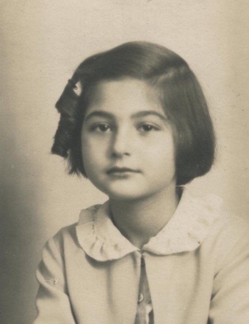 2 April 1930 | A Czech Jewish girl, Daisy Lowositzová, was born in Prague. 

She was deported to #Auschwitz from the #Theresienstadt ghetto on 23 October 1944. She was murdered in a gas chamber.